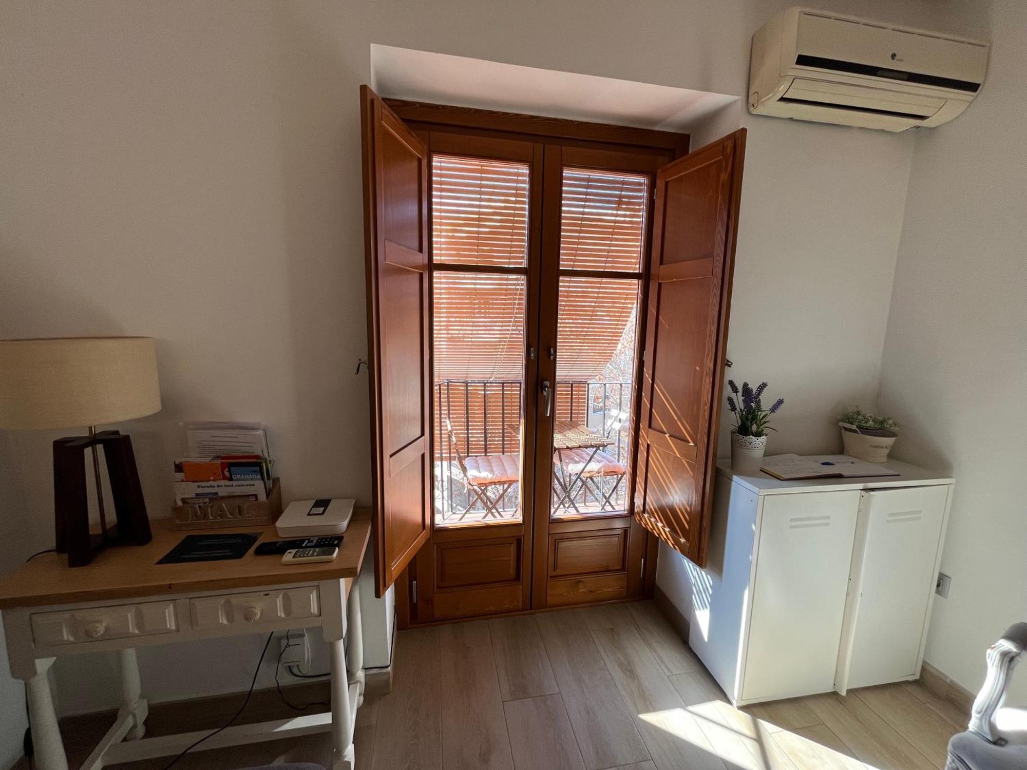 Fantastico Apartamento Suite En Centro De Гранада Екстериор снимка