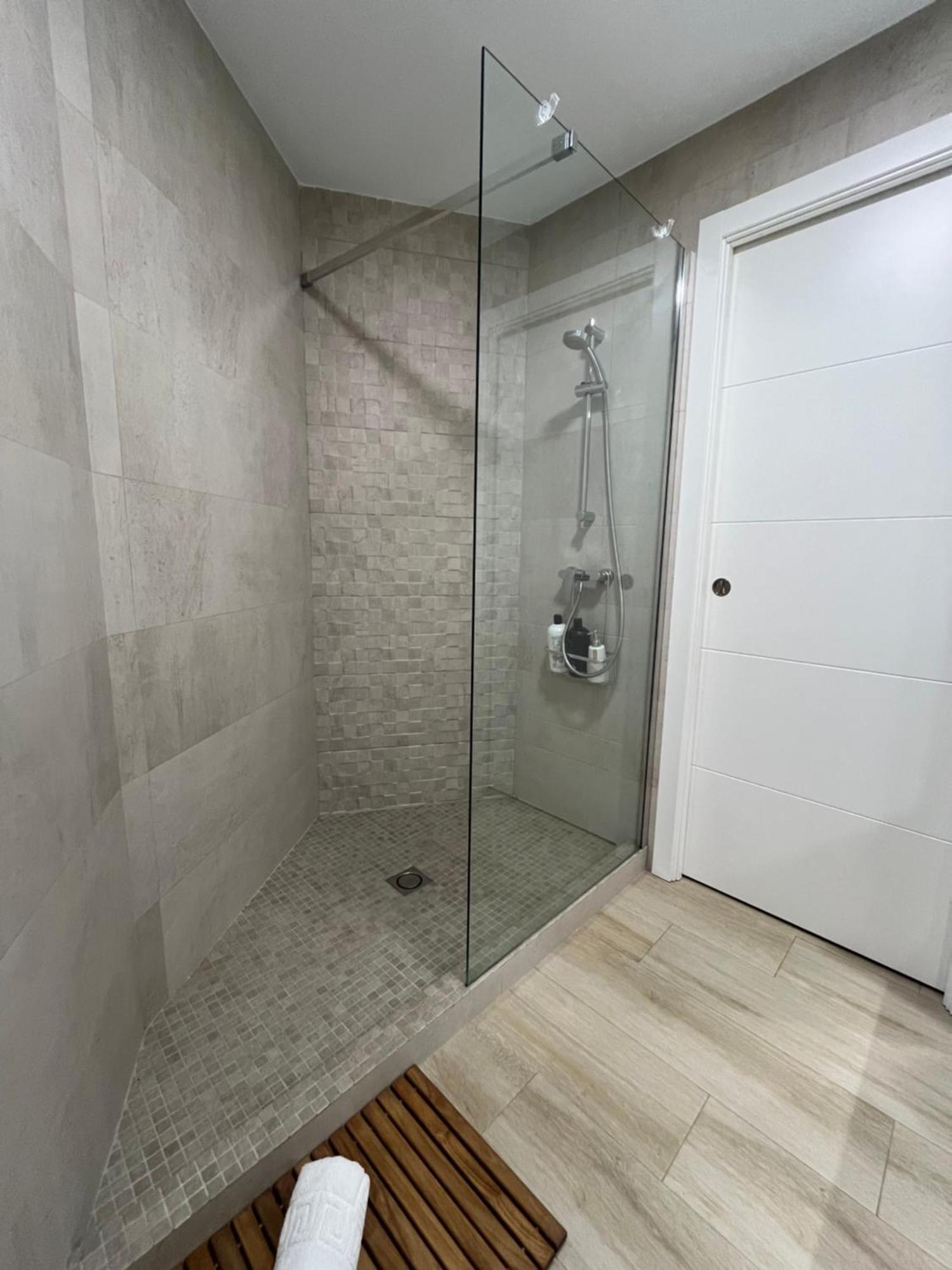 Fantastico Apartamento Suite En Centro De Гранада Екстериор снимка