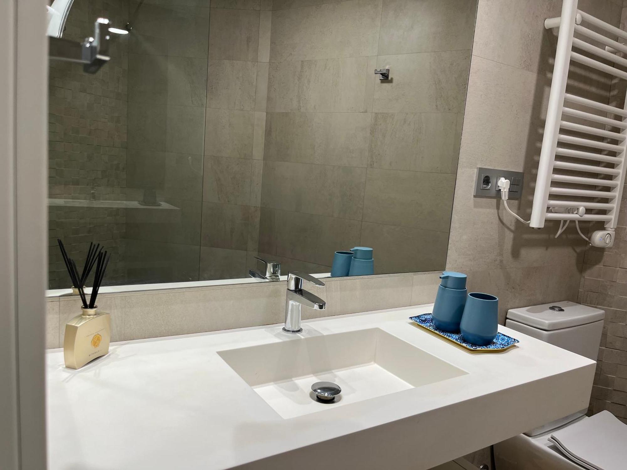 Fantastico Apartamento Suite En Centro De Гранада Екстериор снимка