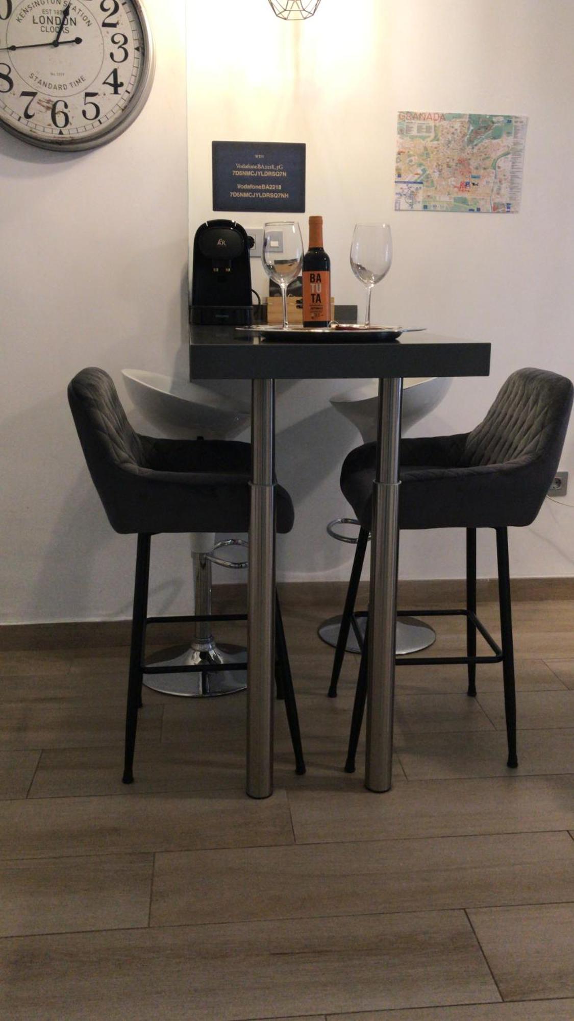 Fantastico Apartamento Suite En Centro De Гранада Екстериор снимка